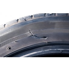 Що робити, якщо порізав нову гуму? Що робити, якщо порізав нову гуму?